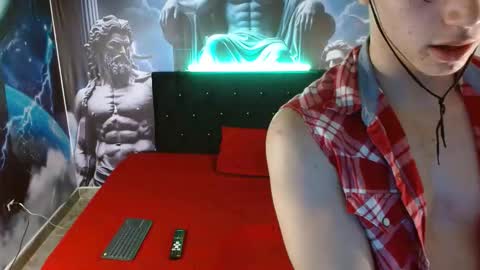 Snapshot of shinobi_grey chatting on 01/19/25, 02:59  .. shinobi .. online show from 01/19/25, 02:59