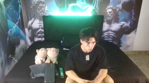 Snapshot of shinobi_grey chatting on 01/23/25, 03:26  .. shinobi .. online show from 01/23/25, 03:26