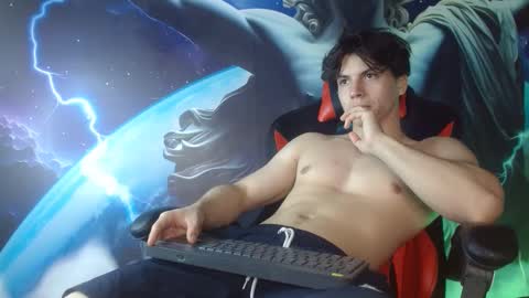 Snapshot of shinobi_grey chatting on 01/27/25, 06:30  .. shinobi .. online show from 01/27/25, 06:30