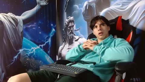 Snapshot of shinobi_grey chatting on 02/05/25, 05:53  .. shinobi .. online show from 02/05/25, 05:53