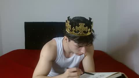 Snapshot of shinobi_grey chatting on 02/20/25, 02:57  .. shinobi .. online show from 02/20/25, 02:57