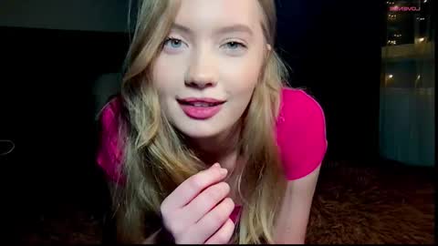 shiny_bunny1 online show from 02/07/26, 11:25