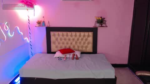 Snapshot of shiny_ela_ chatting on 03/07/26, 01:41 Ela 3 online show from 03/07/26, 01:41