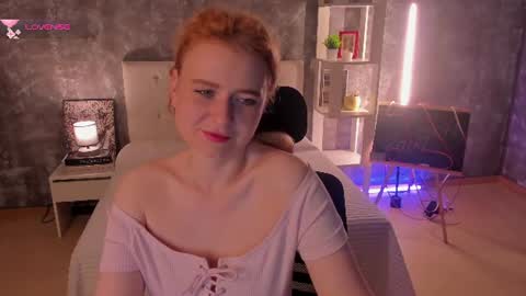 Snapshot of shiny_lisss chatting on 06/30/26, 01:39 Lisa online show from 06/30/26, 01:39