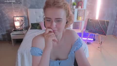 Snapshot of shiny_lisss chatting on 08/05/26, 01:52 Lisa online show from 08/05/26, 01:52