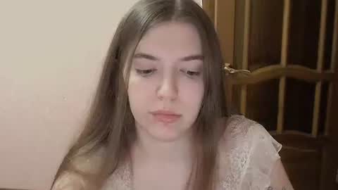 Snapshot of shiraha___rafieru chatting on 11/19/25, 10:32 shiraha___rafieru online show from 11/19/25, 10:32