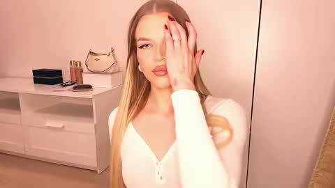 Snapshot of shirapung chatting on 04/19/26, 06:10 shirapung online show from 04/19/26, 06:10