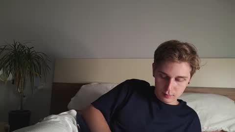 Matthew online show from 09/30/25, 09:42