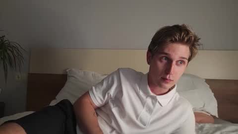 Matthew online show from 10/13/25, 09:37