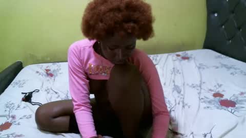 Shi-ro online show from 12/21/24, 09:33