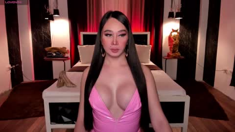 WET AND WILD YHANNA online show from 12/19/24, 07:29