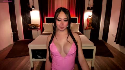 Snapshot of shivvariana_manflayer chatting on 12/21/24, 06:41 WET AND WILD YHANNA online show from 12/21/24, 06:41