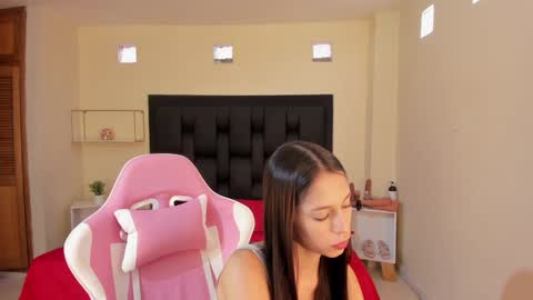  kendal  online show from 01/09/25, 02:51