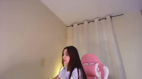  kendal  online show from 10/20/25, 02:06