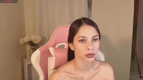 Snapshot of shkendall chatting on 06/16/26, 01:47 kendal online show from 06/16/26, 01:47