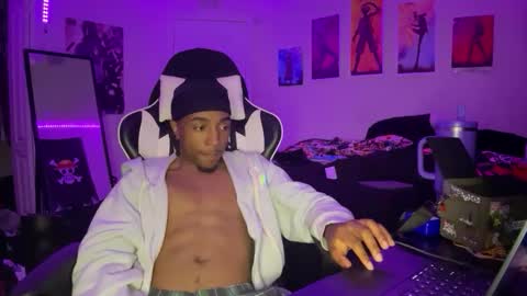 Snapshot of shoddybig chatting on 03/27/26, 02:28 shoddybig online show from 03/27/26, 02:28