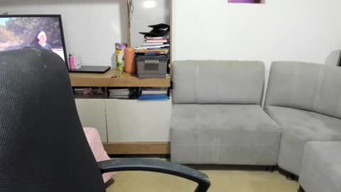 Snapshot of shofia_beltran chatting on 02/14/25, 10:58 Shofia Beltran online show from 02/14/25, 10:58