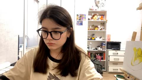 Marie online show from 03/31/26, 02:28