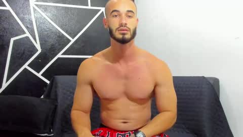 Snapshot of shooter_boy_ chatting on 02/10/25, 03:03 Shooter online show from 02/10/25, 03:03