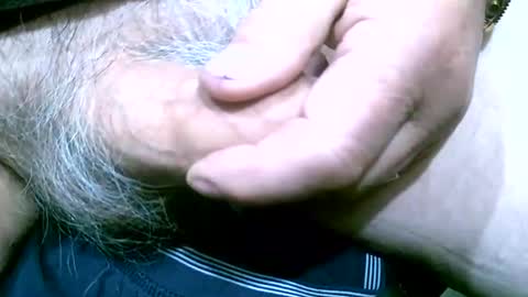 Snapshot of shootertog chatting on 11/23/25, 06:08 shootertog online show from 11/23/25, 06:08