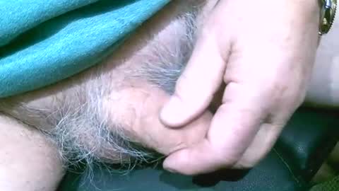 Snapshot of shootertog chatting on 12/01/25, 11:48 shootertog online show from 12/01/25, 11:48