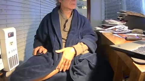 nikolas send dm for an appointment online show from 12/18/24, 03:37