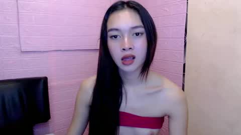 Snapshot of shopa_xiana chatting on 01/17/25, 02:18 shopa_xiana online show from 01/17/25, 02:18