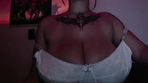 Snapshot of shopie_hank chatting on 01/25/25, 02:26 Shopie Hank  online show from 01/25/25, 02:26