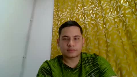 Snapshot of short_daddy777 chatting on 04/28/26, 02:27 short_daddy777 online show from 04/28/26, 02:27