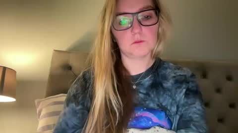 Snapshot of short_sweetpea chatting on 12/06/24, 12:38 short sweetpea online show from 12/06/24, 12:38