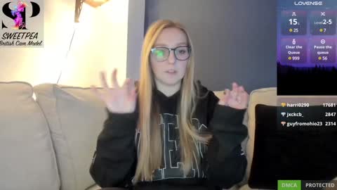 Snapshot of short_sweetpea chatting on 12/19/24, 03:41 short sweetpea online show from 12/19/24, 03:41