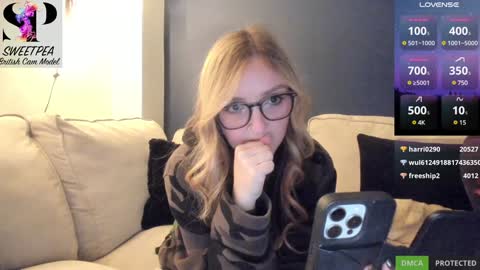 Snapshot of short_sweetpea chatting on 01/10/25, 09:20 short sweetpea online show from 01/10/25, 09:20