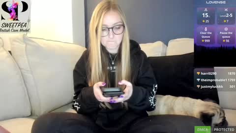 Snapshot of short_sweetpea chatting on 01/17/25, 04:04 short sweetpea online show from 01/17/25, 04:04