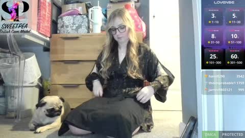 Snapshot of short_sweetpea chatting on 01/19/25, 07:37 short sweetpea online show from 01/19/25, 07:37