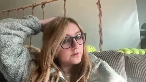 Snapshot of short_sweetpea chatting on 03/02/25, 11:29 short sweetpea online show from 03/02/25, 11:29