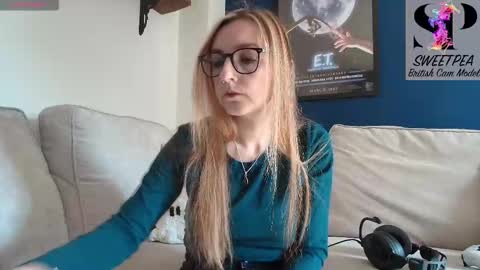 Snapshot of short_sweetpea chatting on 09/30/25, 10:20 short sweetpea online show from 09/30/25, 10:20