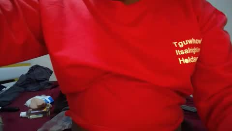 Snapshot of shortandsweete chatting on 09/16/25, 05:25 shawry online show from 09/16/25, 05:25