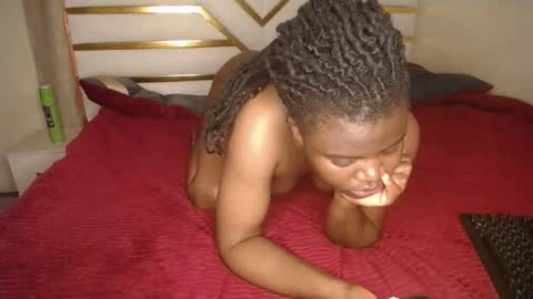 Snapshot of shortandsweete chatting on 09/21/25, 12:23 shawry online show from 09/21/25, 12:23