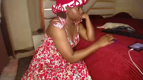 Snapshot of shortandsweete chatting on 10/26/25, 05:52 shawry online show from 10/26/25, 05:52