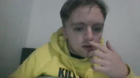 Snapshot of shortking717 chatting on 02/02/25, 01:23 Ashton online show from 02/02/25, 01:23