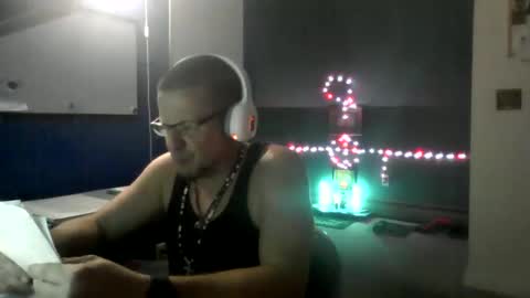 Snapshot of shortmel chatting on 06/02/26, 02:13 shortmel online show from 06/02/26, 02:13