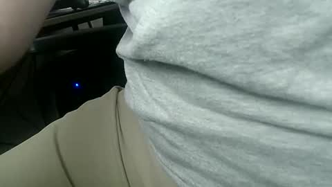 show_off_89 online show from 10/14/25, 03:07