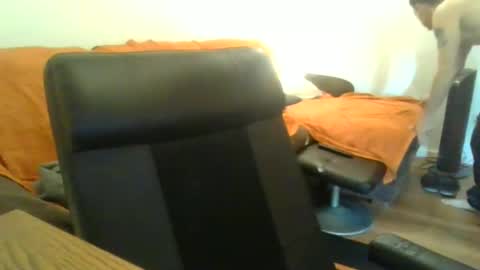 Snapshot of showherenow chatting on 12/21/25, 07:48 showherenow online show from 12/21/25, 07:48