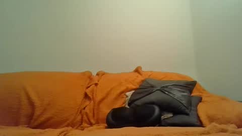 showherenow online show from 04/19/26, 06:02