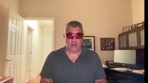 Chicago Guy online show from 09/26/25, 04:05