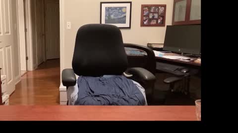 Chicago Guy online show from 01/19/26, 06:39