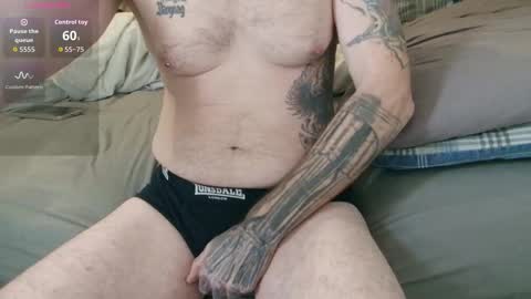 Snapshot of showoffjay46 chatting on 10/24/25, 10:39 showofjay online show from 10/24/25, 10:39