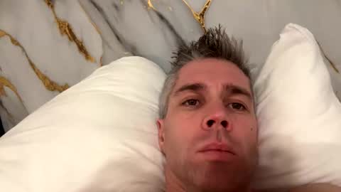 Snapshot of shreddylong chatting on 11/19/25, 01:27 shreddylong online show from 11/19/25, 01:27