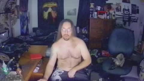 Snapshot of shredmancer chatting on 02/05/25, 02:08 shredmancer online show from 02/05/25, 02:08