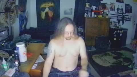 Snapshot of shredmancer chatting on 02/25/25, 02:58 shredmancer online show from 02/25/25, 02:58